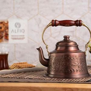 Tetera de Cobre Ecológica Resistente al Calor de 500 ml con Tapa, Diseño Tradicional de Lujo para Estufa, Decoración de Cocina, Preparación de Té en Casa - Product Image 5