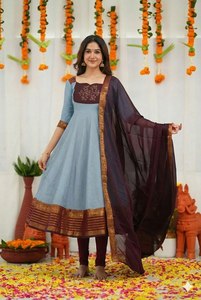 South Indian Style Most Beautiful Georgette Silk Embroidered Anarkali Style Kurti <b>Set</b> Women Girls Party Wear - Product Image 4