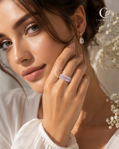 Bague Éternité en Or 14K avec Diamants Roses et Accents de Diamants Blancs, Plaqué Rhodium, Design Unisexe de Luxe |   VEGA NEW YORK - Product Image 2