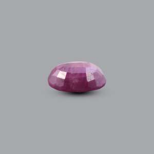 High Quality 8.8 Carat African Ruby Loose Gemstone for Fine Jewelry - Product Image 3