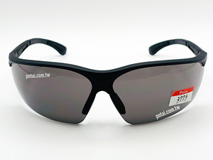 3773 Gafas DE SEGURIDAD antivaho funcionales resistentes a los arañazos certificadas CE para uso en laboratorios químicos - Product Image 2