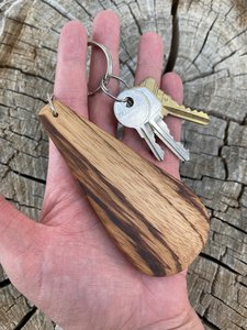 Llavero de Madera |   Llavero de madera exótica |   Llavero de madera dura |   Regalo Único - Product Image 2