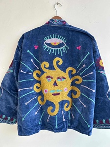 Chaqueta Bomber de Terciopelo Suzani para Mujer al por Mayor, con Bordado de Sol, Luna y Ojo Turco, Abrigo de Invierno, Ropa Exterior Festiva - Product Image 2