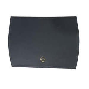 Set de table en cuir végétalien motif feuille de palmier tropicale, irrégulier, écologique et imperméable pour une ambiance de luxe - Product Image 1