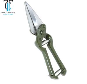 Cisailles pour la coupe des sabots et la traitement des pieds de moutons et de chèvres en acier inoxydable TARIQ CRAFTED INDUSTRIES - Product Image 2