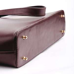 Bolso Tote de Cuero Genuino Premium Personalizado al por Mayor, Resistente al Agua, de Gran Capacidad, Bolso de Hombro de Moda para Mujer - Product Image 4