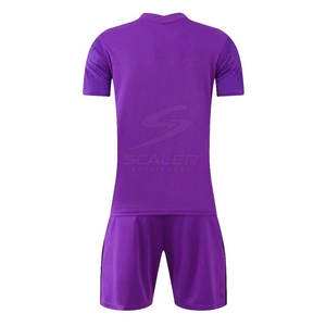 Ensemble de maillots et shorts de football respirants avec ceinture élastique, coupe confortable, adapté aux matchs de compétition - Product Image 2