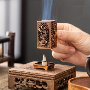 Quemador de incienso de madera con diseño árabe tradicional y cuenco de incienso de latón para Bakhoor - Product Image 1
