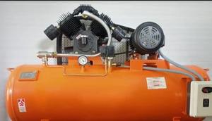 Compresseur d'air industriel à mouvement alternatif de fabrication indienne pour applications en usine, garage et automobile, disponible à la vente - Product Image 3