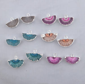 Charme de boucle horizontale résultats de bijoux en Quartz solaire coloré pierres précieuses naturelles breloques de tranche d'électro revêtement - Product Image 1