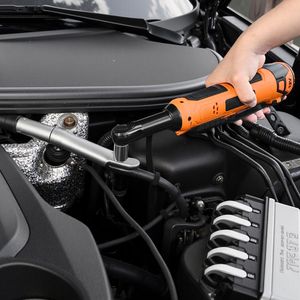 Set di Chiavi a Cricchetto Elettriche Senza Fili da 3/8 Pollici, Alimentate a Batteria, con 230 RPM e 33 Ft-lbs di Coppia - Product Image 2