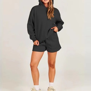 Ensemble 2 pièces pour femme : sweat à capuche et short, couleur unie, polaire, décontracté, coupe régulière, longueur genou, hiver, respirant - Product Image 4