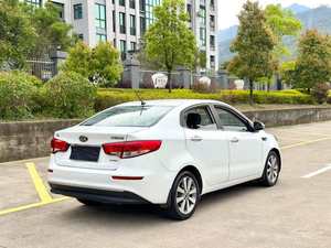 Autos Usados Baratos en Venta en China a Precios Bajos, Kia K2 2015 Automático Gasolina Híbrido, Compra de Autos Usados con Volante a la Izquierda - Product Image 4