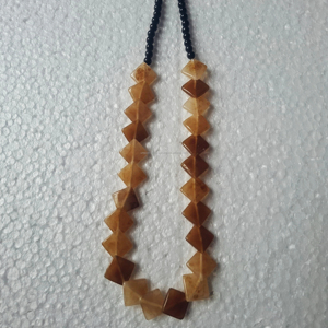 Pendentif de collier classique en résine avec forme simple, bijoux en époxy pour femmes, vente en gros - Product Image 1