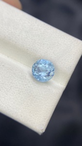 Pierre précieuse naturelle certifiée de 7 mm, couleur aigue-marine de qualité supérieure, taille ronde, avec un bel éclat, pierre brute de 1,33 carat - Product Image 5
