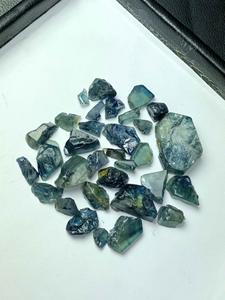 Saphir bleu brut 100 % naturel du Cambodge |   Cristal de saphir brut non chauffé et non traité |   Pierre précieuse brute d'origine Palin - Product Image 2