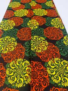 Elegante Tela con estampado de cera africana de algodón de Kenia con patrones de moda para confección de trajes tradicionales y modernos - Product Image 2