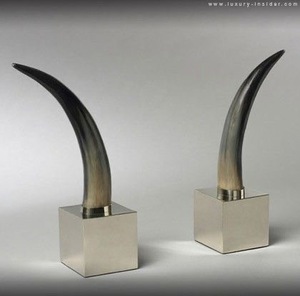 Décoration de table en corne de buffle, support en métal, sculpture artisanale naturelle, décoration moderne pour salon et maison - Product Image 1