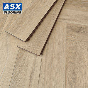 Vente directe d'usine, revêtement de sol <span class=keywords><strong>stratifié</strong></span> classe AC3, <span class=keywords><strong>parquet</strong></span> <span class=keywords><strong>stratifié</strong></span> <span class=keywords><strong>Chevron</strong></span> pour hôtel et maison - Product Image 1