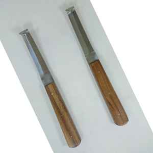 Couteau à sabots en acier Damas de qualité supérieure IRON, outil de fermeur pour le taillage des sabots, lame artisanale, outils vétérinaires, marque privée OEM - Product Image 4