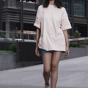 T-shirts en coton tricoté pour femmes avec broderie imprimée, fabrication OEM, t-shirt de qualité supérieure, broderie fine, design personnalisé, personnalisation de la marque disponible - Product Image 5