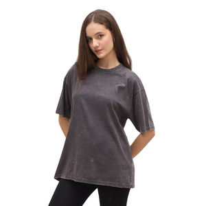 T-shirt femme délavé à l'acide en coton, style streetwear, coupe oversize, vêtements personnalisés, fournisseur d'usine OEM et marque privée - Product Image 2