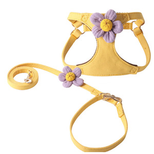 Harnais pour animaux de compagnie tendance, ajustement confortable, coutures durables, tissu respirant pour les promenades quotidiennes, les voyages et les activités de plein air - Product Image 6