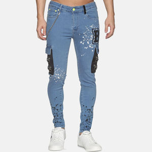Jean Cargo Slim Fit Homme Tendance avec Effet Éclaboussures de Peinture, Pantalon en Denim Bleu Streetwear avec Poches Latérales et Détail Chaîne, Coupe Longue - Product Image 1