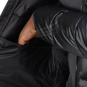 Nouvelle arrivée, veste d'hiver rembourrée en coton de haute qualité, fabriquée au Pakistan, avec logo personnalisé sur le devant et service OEM - Product Image 6