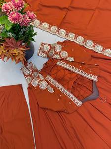 Hermoso conjunto de tres piezas Anarkali con bordados de lentejuelas, Salwar Kameez, vestido étnico indio pakistaní, vestido abaya. - Product Image 3