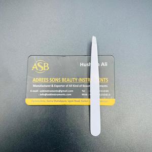 Pince à épiler inclinée blanche mate avec pointe argentée en acier inoxydable, pince à épiler de beauté blanche mate, logo personnalisé - Product Image 2