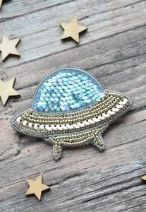 Porte-clés artisanal à 3 brins avec breloques perlées assorties (petite taille) - Product Image 5