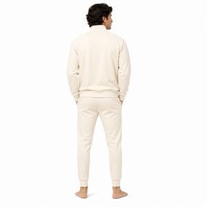 Chándal duradero para hombre diseñado para amantes del fitness que disfrutan del entrenamiento en el gimnasio, el jogging, la carrera, los deportes, los viajes y actividades informales relajadas. - Product Image 3