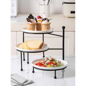 Support de service en métal au design antique pour chocolats, présentoir décoratif de table pour chocolats, biscuits, bonbons et fruits secs - Product Image 3