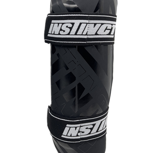 Protège-tibias professionnel de haute qualité en cuir PU pour Muay Thai et MMA, style Pro Xtreme, avec fermeture sécurisée - Product Image 6