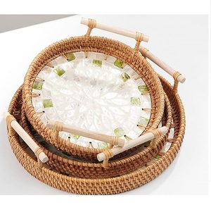 Bandeja de Servicio Redonda con Diseño de Ratán y Acabado con Incrustaciones de Hueso para Hoteles, Cocina, Hogar, Otros Eventos y Uso en Restaurantes de Comida Rápida - Product Image 1