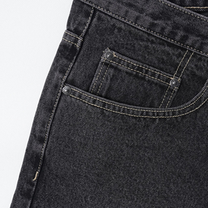Shorts en jean pour homme, coupe droite, délavé foncé, taille mi-haute, style décontracté d'été, 100% coton tissé - Product Image 6