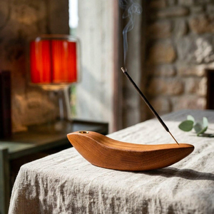 Quemador de incienso de madera hecho a mano con forma de barco, doble uso para varillas y conos, elegante quemador de madera natural para el hogar zen, yoga y decoración. - Product Image 6
