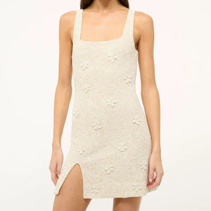 Vestido de Fiesta Largo y Elegante con Bordado a Mano y Pedrería, Diseño Nuevo y Moderno 2023 para Chicas/Mujeres, Servicio ODM - Product Image 1