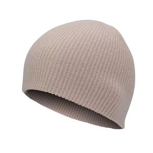 Compre gorro de invierno de alta calidad, gorro cálido y cómodo de algodón con estampado de diseñador, nueva moda usable 2026 - Product Image 3