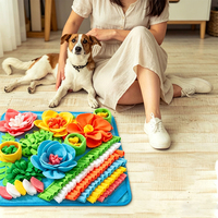 Tapis de recherche olfactive pour chiens et chats mignons, tapis de forrage pour petits animaux, jouet interactif de puzzle alimentaire, entraînement olfactif en polaire