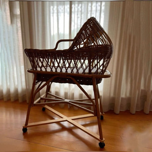 Cuna Portátil de Ratán, Suministro Directo de Fábrica, Se Aceptan OEM y ODM, Cuna Hecha a Mano con Colchón Suave, de Vietnam - Product Image 5