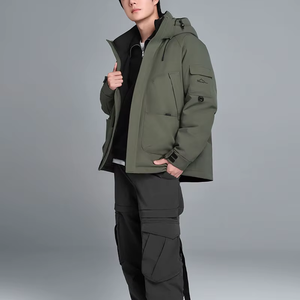 เสื้อแจ็คเก็ตพัฟเฟอร์มีฮู้ดสีเขียวมะกอกสำหรับผู้ชาย กันลม บุโพลีเอสเตอร์หนา เสื้อโค้ทลำลองสำหรับฤดูหนาว มีกระเป๋า ทรงปกติ - Product Image 1