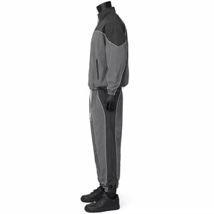 Conjunto Deportivo Cortavientos para Hombre de Alta Calidad, Impermeable, de Nailon, Servicio OEM Personalizado, Altamente Recomendado - Product Image 4