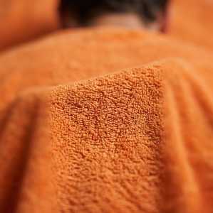 Conjunto de Camiseta y Pantalones Cortos de Tela de Rizo Naranja para Hombre, de Alta Calidad, Estilo Lujoso, Holgado, para Verano, Ropa de Playa y Urbana - Product Image 3
