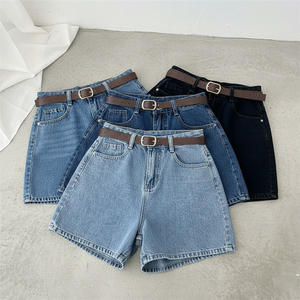 Shorts de sport personnalisés pour femmes, taille haute, extensibles, sans coutures, coupe ajustée, pour la gym et l'entraînement, vente en gros, shorts d'été rayés pour femmes - Product Image 3