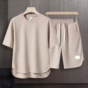 Ensemble deux pièces décontracté d'été pour homme, style japonais, couleur unie, grandes tailles, 5 couleurs, t-shirt et short, fabrication OEM directe usine - Product Image 3