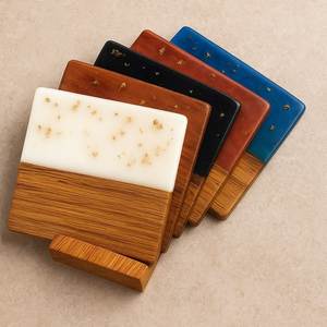 Posavasos decorativos de lujo de madera y resina con diseño artístico para comedor y sala de estar - Product Image 2