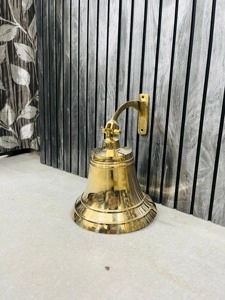 Cloche d'art en laiton gravée, cloche de style artisanal en laiton de qualité supérieure, idéale pour la décoration de jardin, de maison, de temple, d'espaces nautiques, à suspendre au mur - Product Image 3
