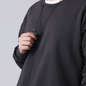 Collar Personalizado de Plata Antigua con Manos en Oración, Estilo Retro, para Hombres Hip Hop, Color Gris Plateado - Product Image 5